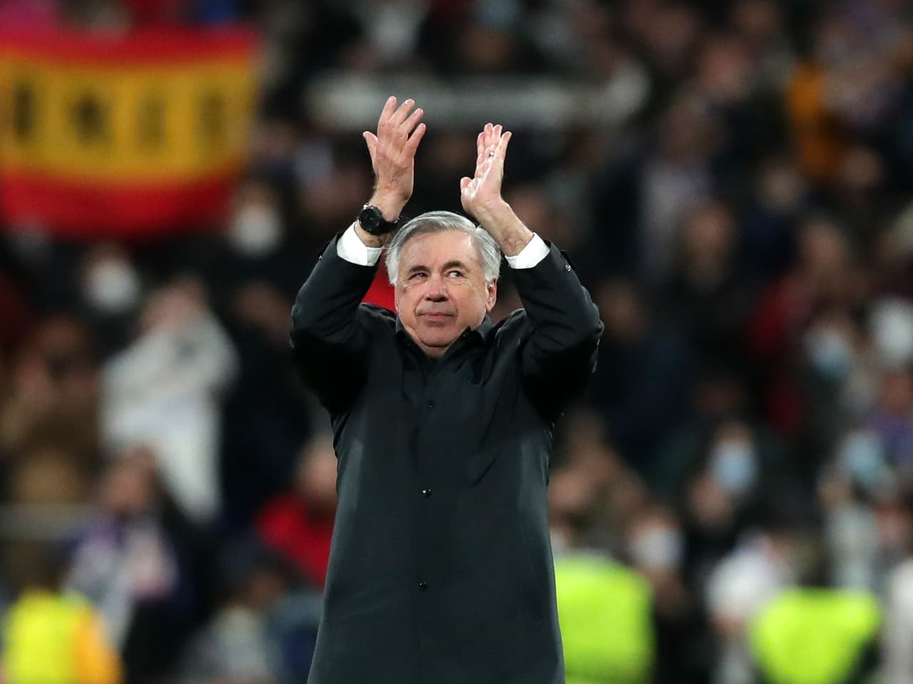 Carlo Ancelotti dio negativo y dirigirá al Real Madrid ante el Chelsea