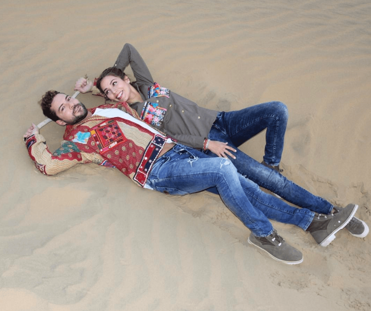 La pareja se casó por lo civil el pasado mes de abril y con esta foto en Instagram el cantante le gritó su amor a los cuatro vientos. "Te elegiría 1000 veces!" escribió Bisbal en la red social.