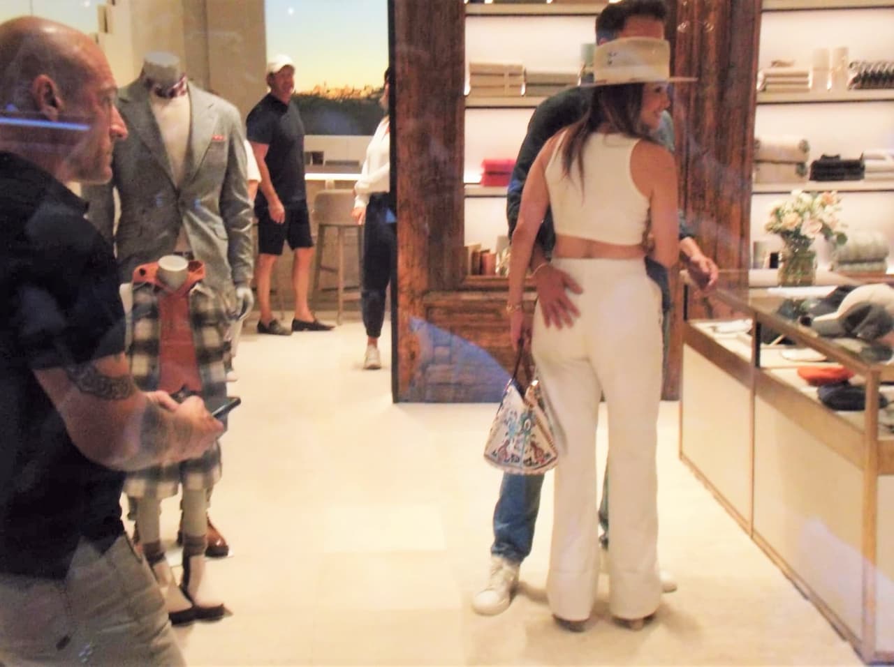 Jennifer Lopez y Ben Affleck en su luna de miel en Milán, Italia