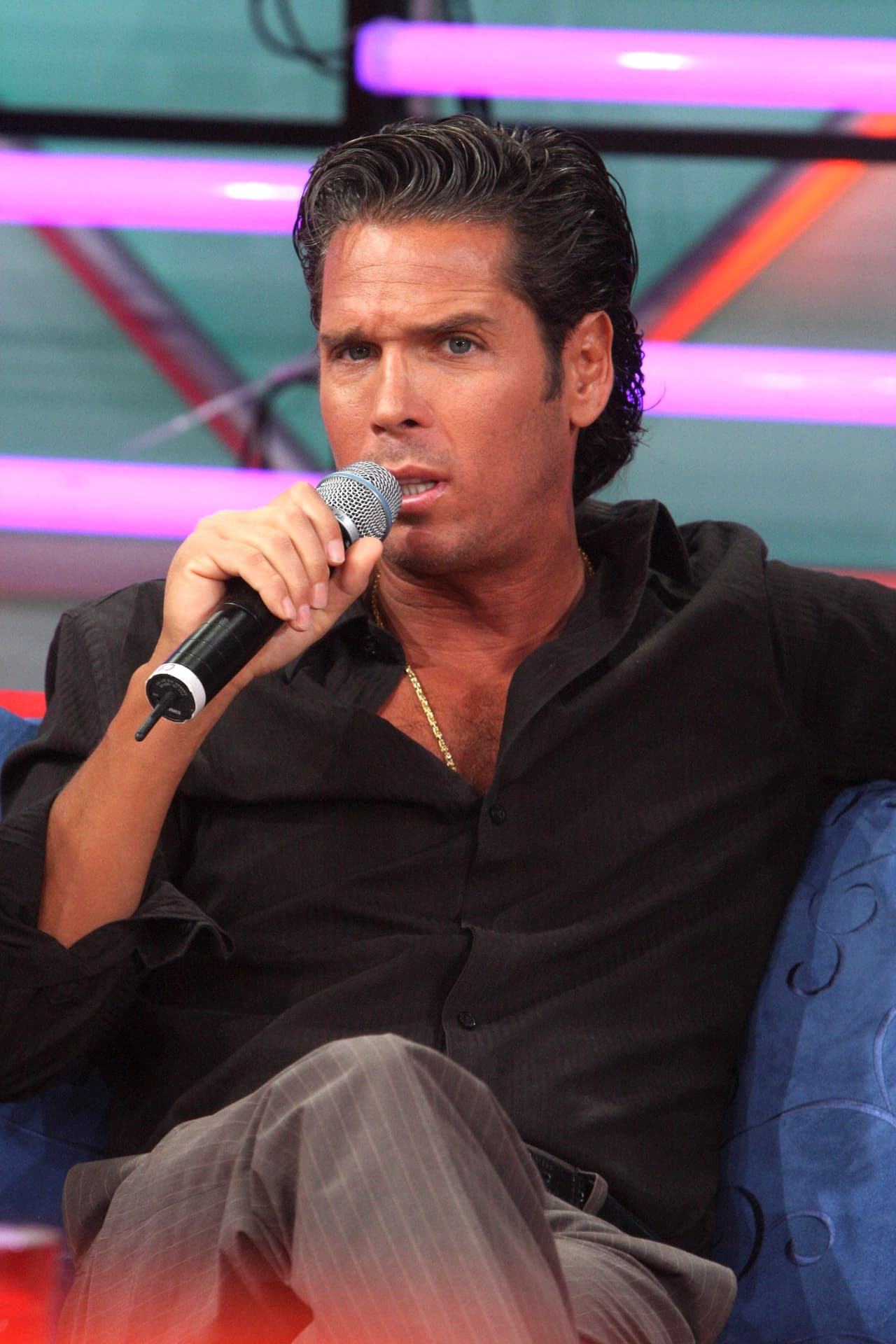 El actor dio detalles de la relación que ha llevado con su ex y con su hijo desde que su matrimonio terminó.