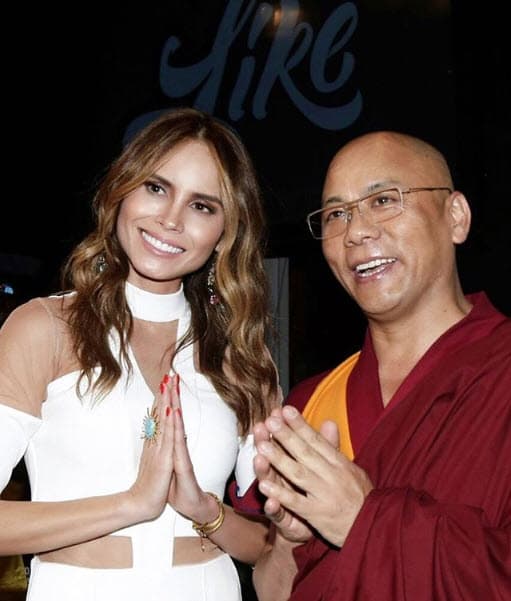 Carolina Sepúlveda nació en Cúcuta, Colombia el 15 de agosto de 1982. Comenzó a modelar desde su adolescencia, aunque siempre tuvo claro que su verdadera pasión era la actuación, según información de
<a href="http://www.soho.co/historias/articulo/carolina-sepulveda/1878">SoHo</a>.
<br>