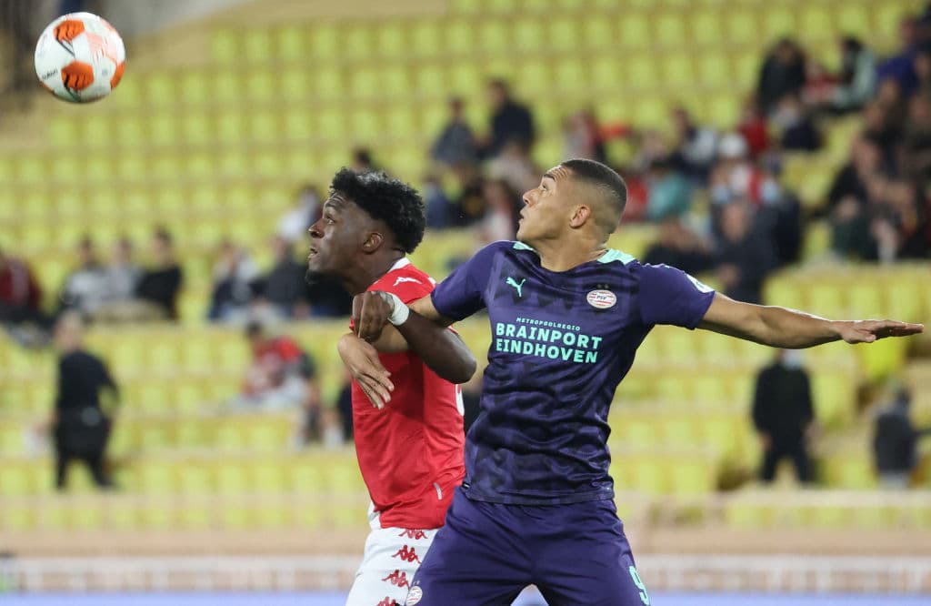 El PSV y AS Monaco se van con empate 0-0 durante jla cuarta fecha en la fase de grups en la UEFA Europa League. El mexicano 'Guti' Galaviz participó los 90 minutos del encuentro.