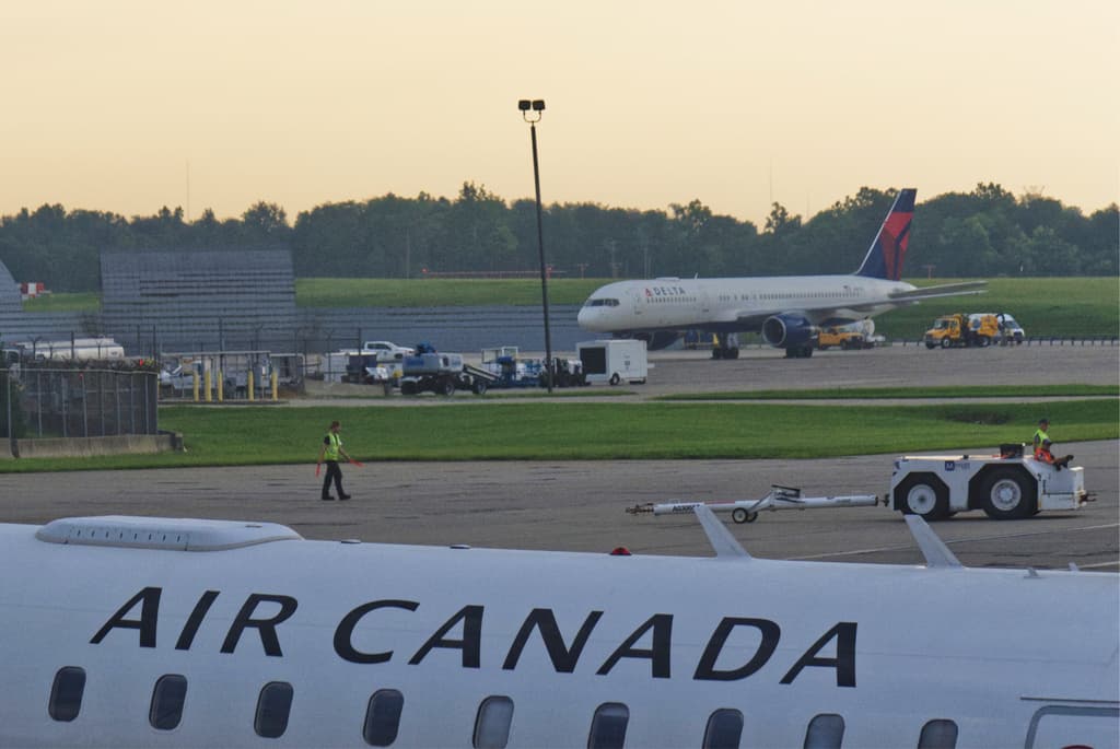 Donald Trump amenaza con bloquear ventas en EEUU del fabricante canadiense Bombardier