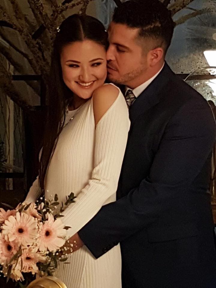 Hiromi era uno de los personajes principales de la puesta en escena ‘Mentiras, el musical’ y Fernando Santana había ido a verle. Amigos cercanos al cantante aseguran que desde el momento en que la vio, él soñó con unir su vida a la de la actriz.