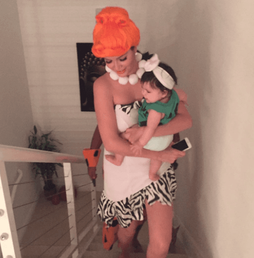 Ana Patricia recordó con esta foto lo rápido que ha pasado el tiempo, ahora ya Giulietta elige su disfraz.