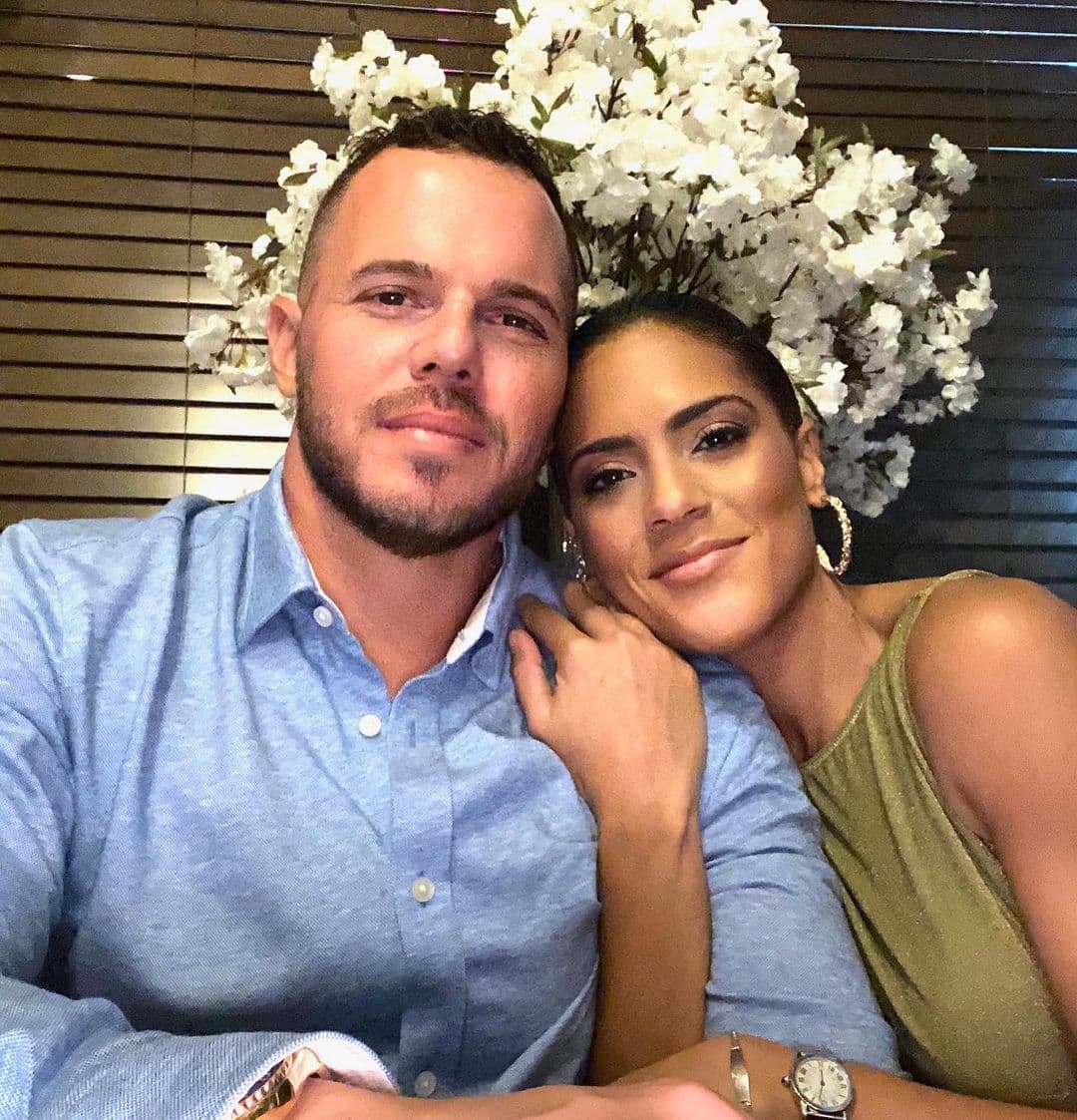 Esta pareja arranca suspiros cada vez que aparecen en las redes sociales. Cuando estaban "embarazados" se veían más unidos y enamorados que nunca, por lo que, ahora que ya tienen a Gennaro, no dudamos que se vean mucho más.