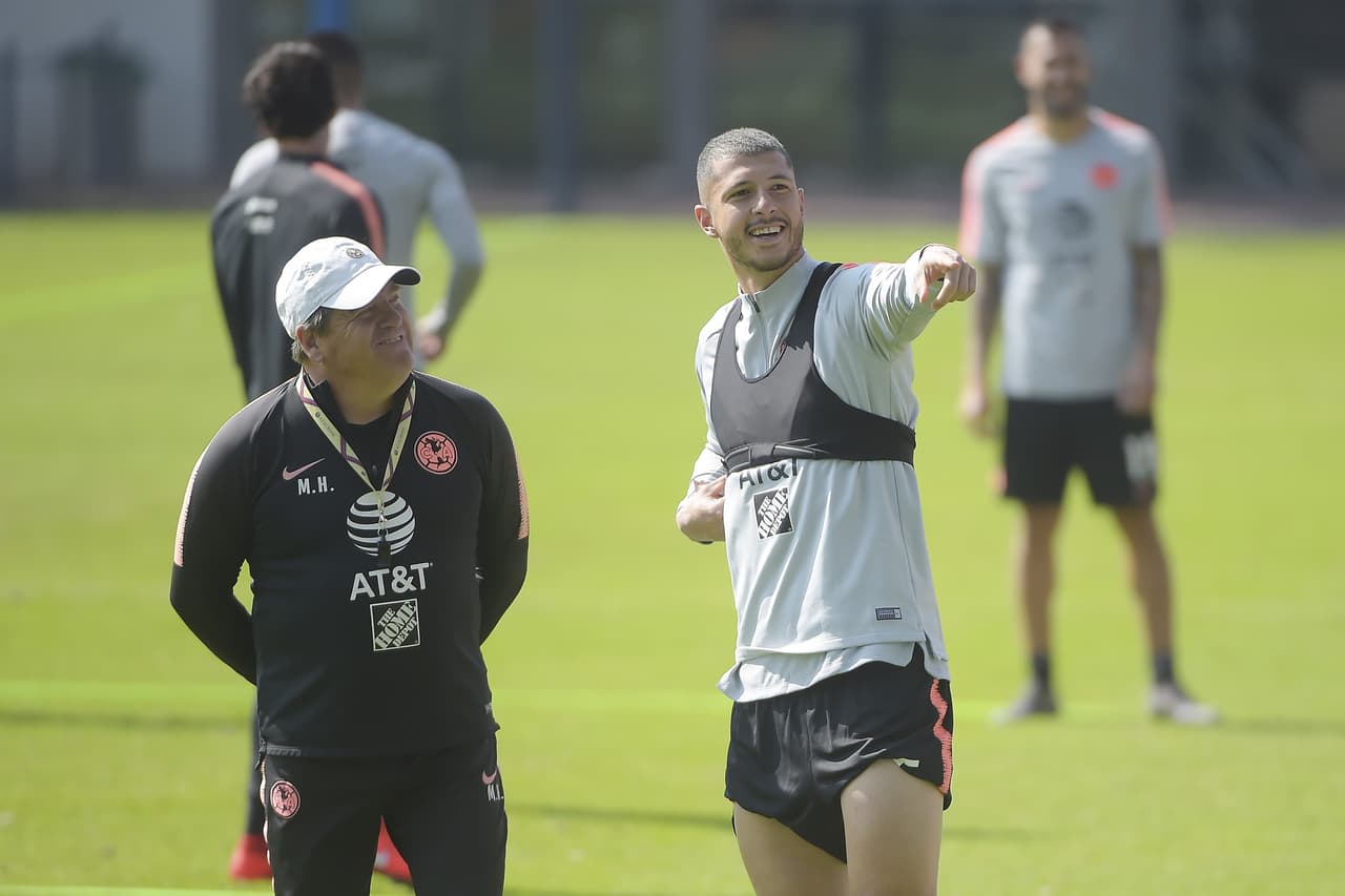 América sigue en el grupo de los ocho mejores del Clausura 2019 y ahora quiere levantar de nuevo en la Jornada 7 contra Pumas, en pleno Clásico Capitalino con Nicolás Castillo, Jérémy Menez y demás protagonistas listos para el reto.