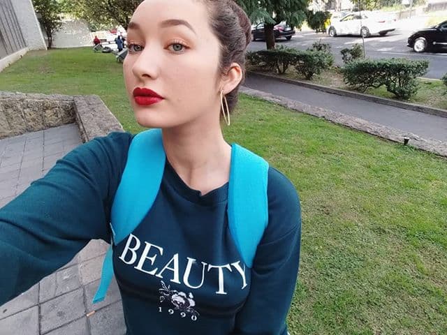 “En medio de lágrimas y gratitud, Elisa fue despedida con aplausos en una caravana donde familiares, amigos, médicos y personal del IMSS, reconocieron y apoyaron su decisión de salvar vidas”.
<br>