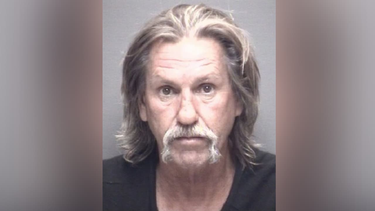 Timothy Ridenhour, 59 años.