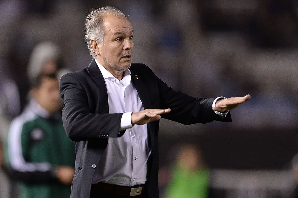 Fue director técnico de la Selección Argentina de futbol.
