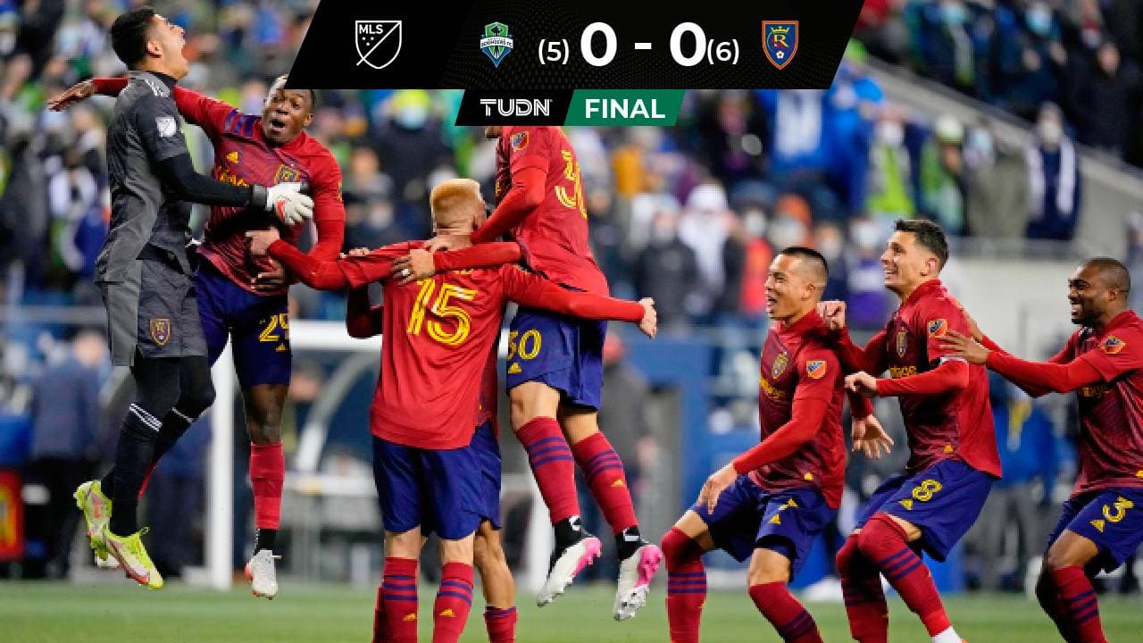 ¡Hay portero! David Ochoa se agranda en los penaltis en inesperado triunfo de RSL en Seattle