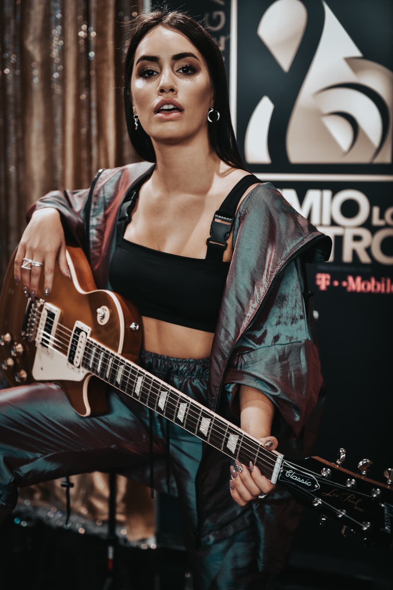 Con el éxito que está teniendo su carrera musical Lali
<b>no está segura si regresará pronto a la actuación</b> "Tendrá que ser un personaje muy interesante, que signifique algo, y que pueda combinarlo con la música porque estoy disfrutándola intensamente".
<br>