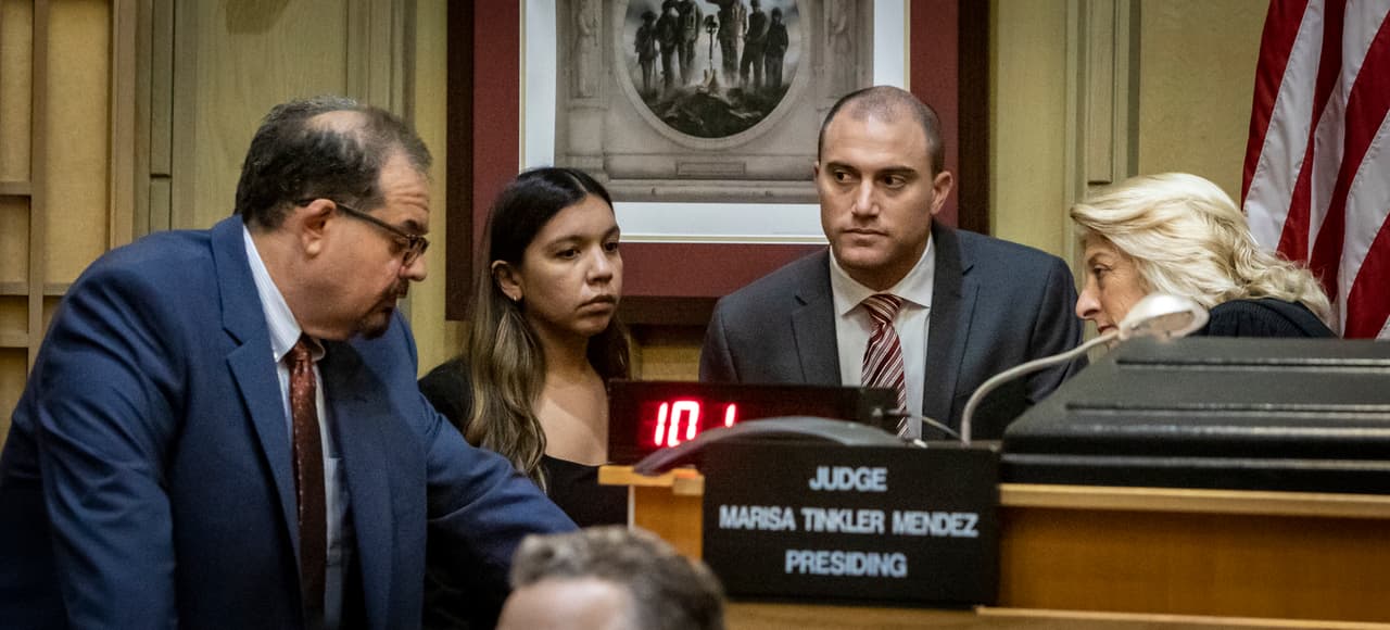 Cuatro días después murió en un hospital de Miami, poco antes de casarse con su prometida.
<br>