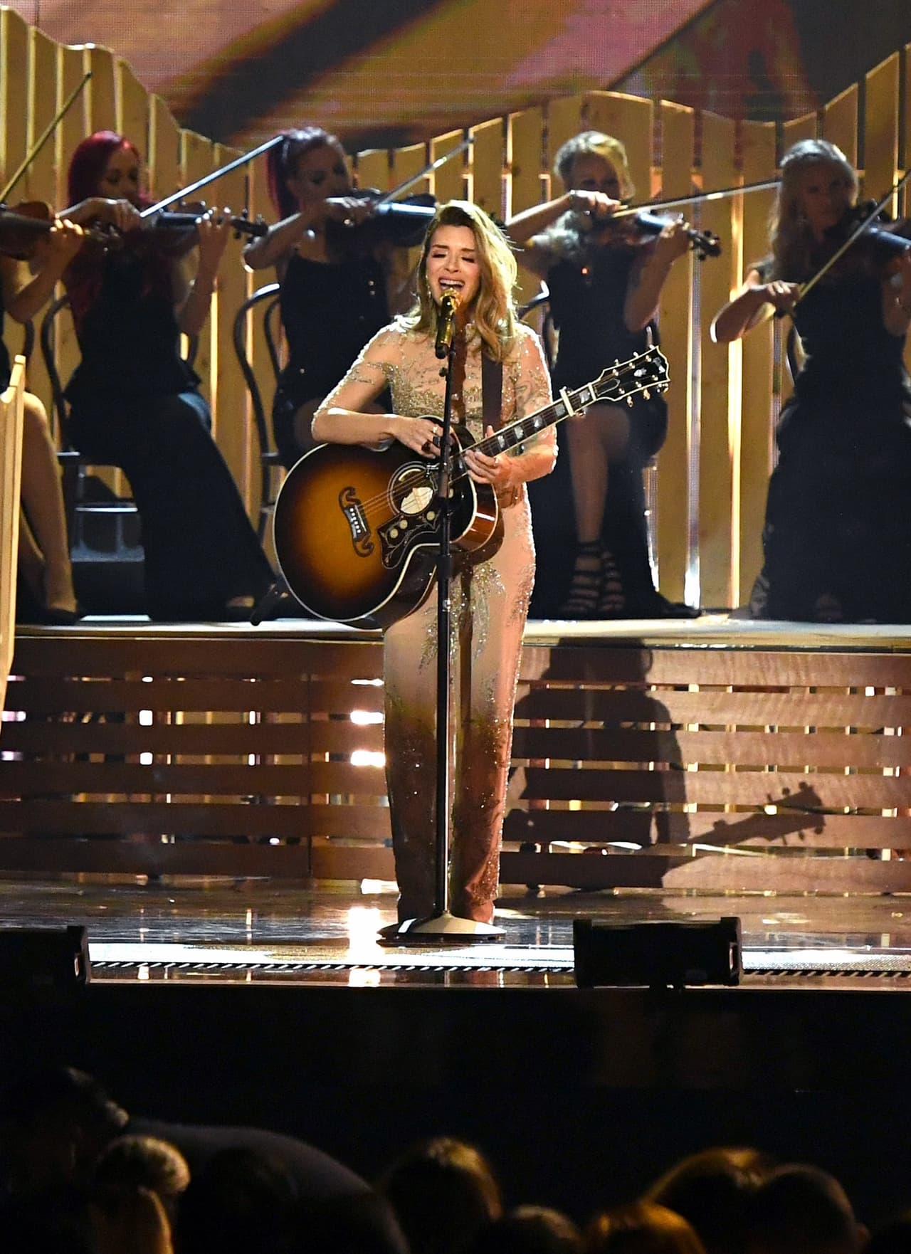 Kany García deleitó al público con su interpretación de 'Para Siempre'.