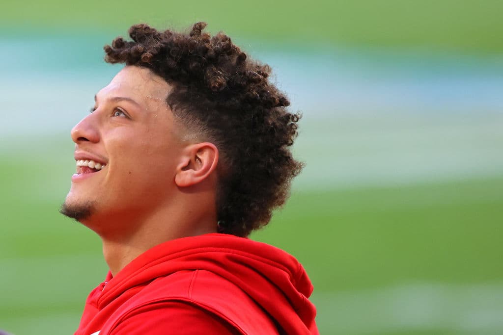 Todo listo para el Super Bowl LIV entre los Kansas City Chiefs y los San Francisco 49ers, los jugadores ya salieron a calentar previo a enfrentarse.