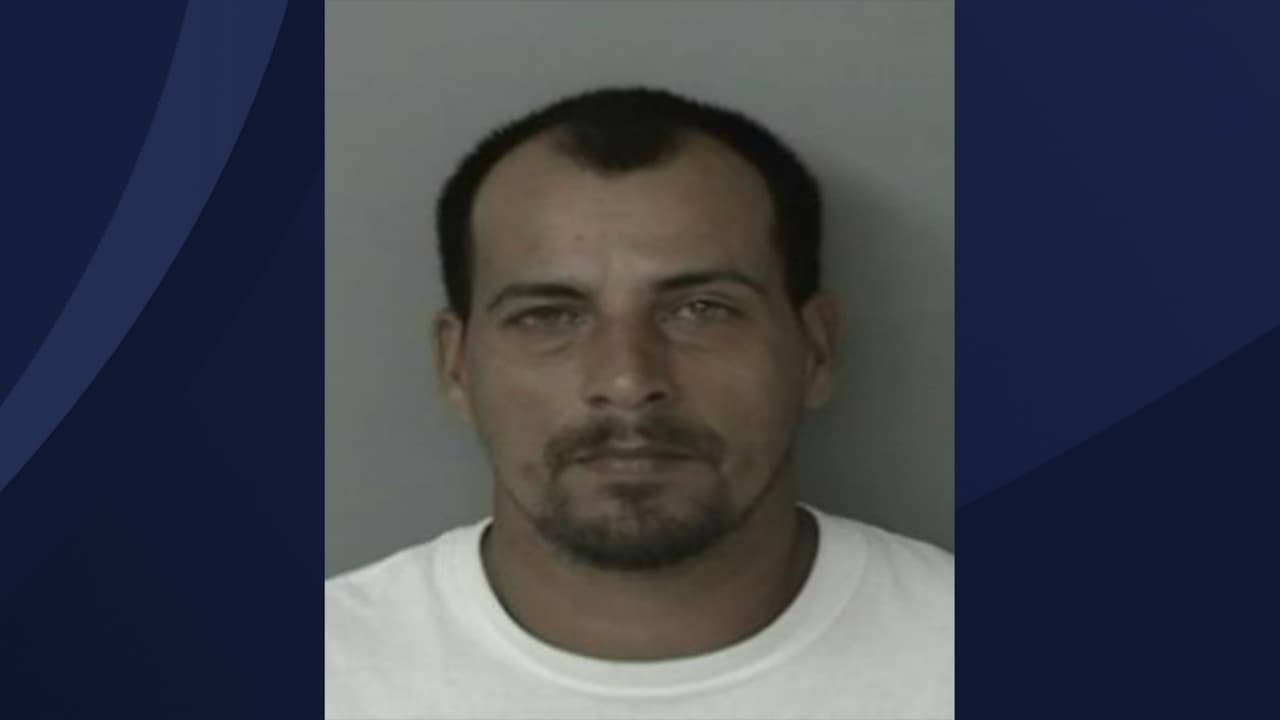 Daniel Galloza Torres es buscado por Ley de Armas y Ley 54 con una fianza de $200,000.