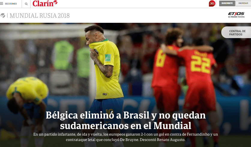 El
<i>Clarín</i> de Argentina con un enfoque más solidario tras la eliminación de Uruguay y Brasil el mismo día.
