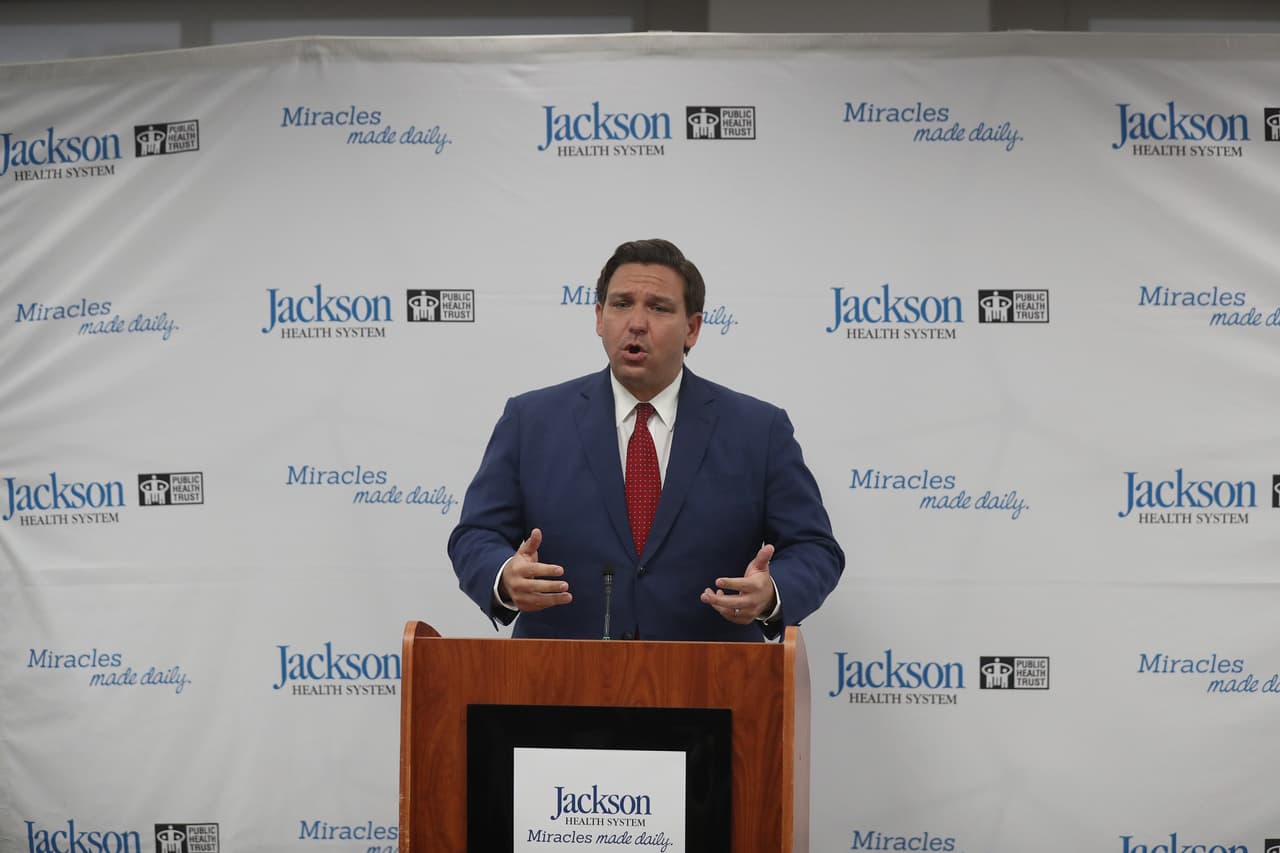 DeSantis anuncia que Florida recibirá 6,4 millones de pruebas rápidas de coronavirus