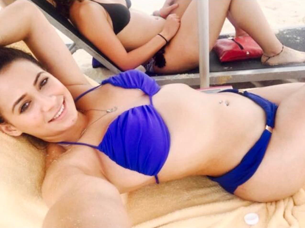 La nueva Mala nos dejó sin aliento al compartir sus fotografías favoritas en la playa.