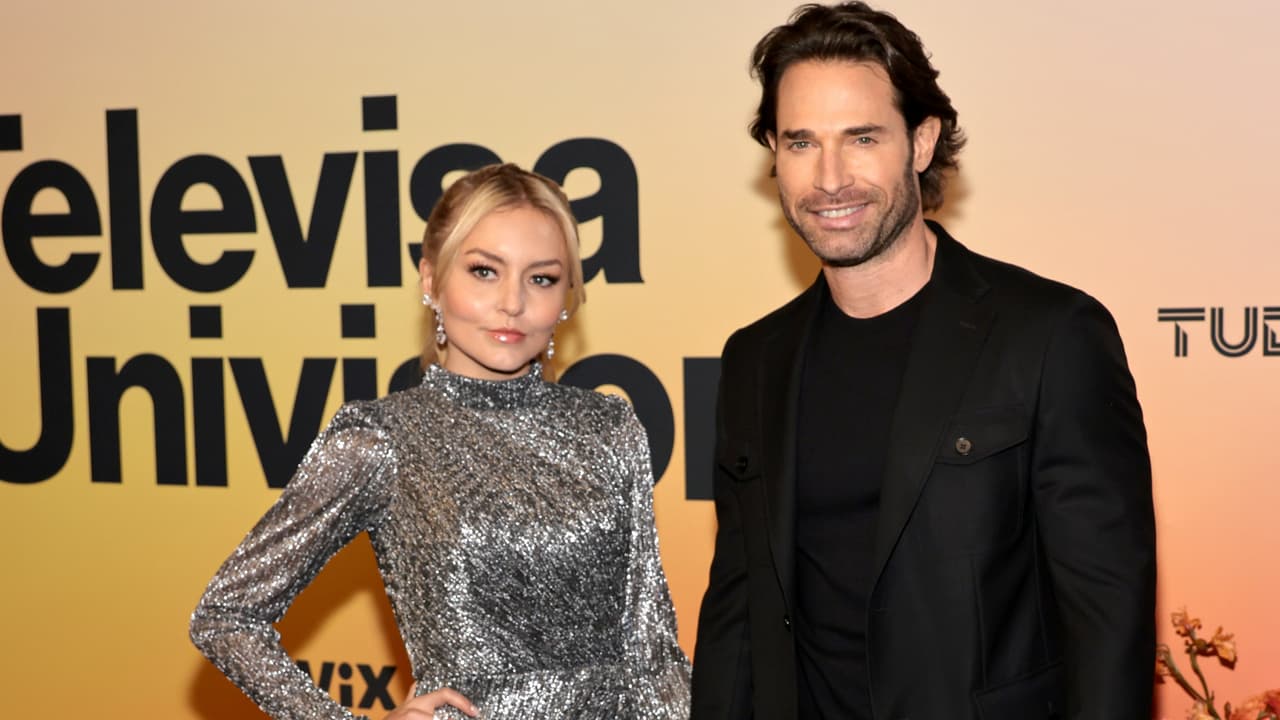 Elenco de TelevisaUnivision presente en el Upfront 2023-2024