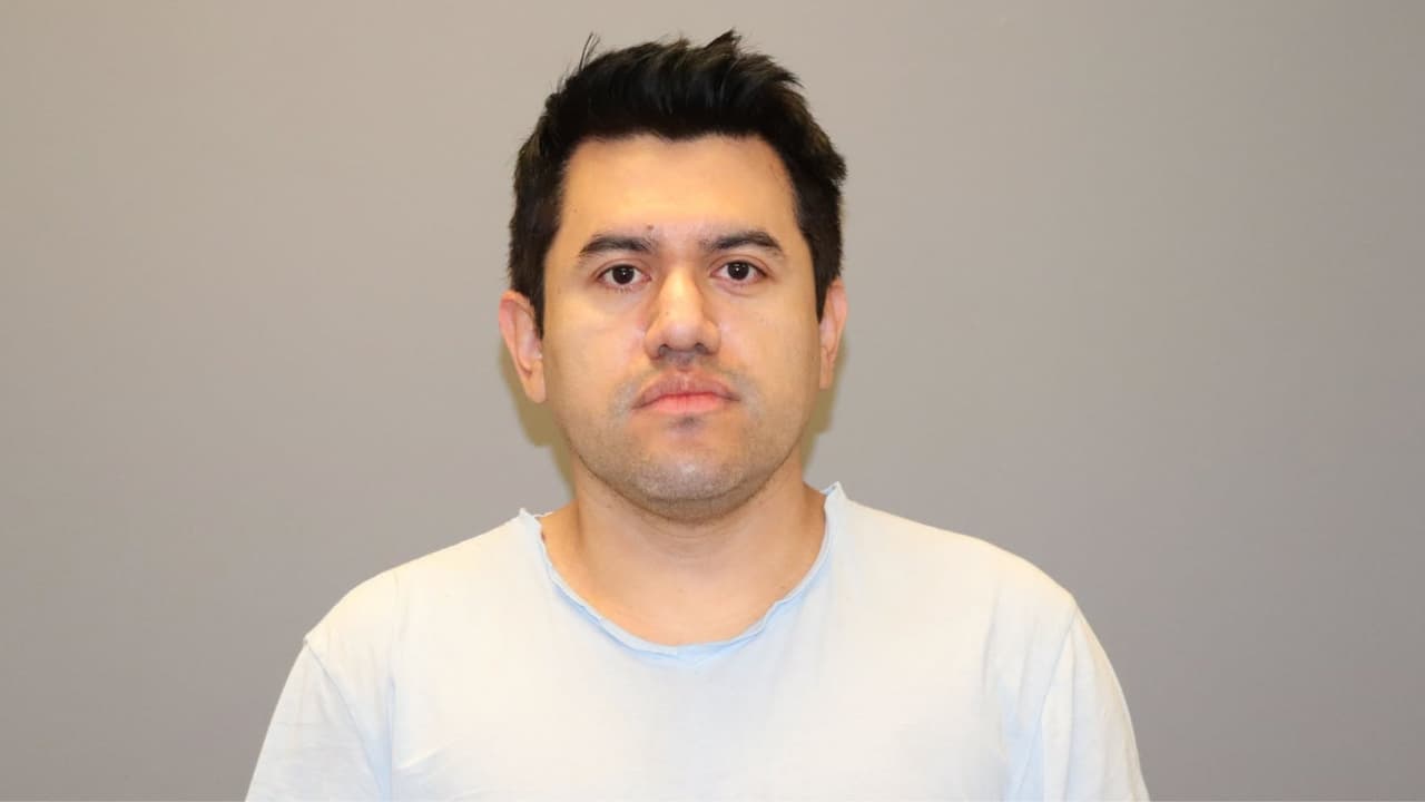 Exlíder juvenil de iglesia en Grapevine es acusado de abuso sexual, buscan más víctimas