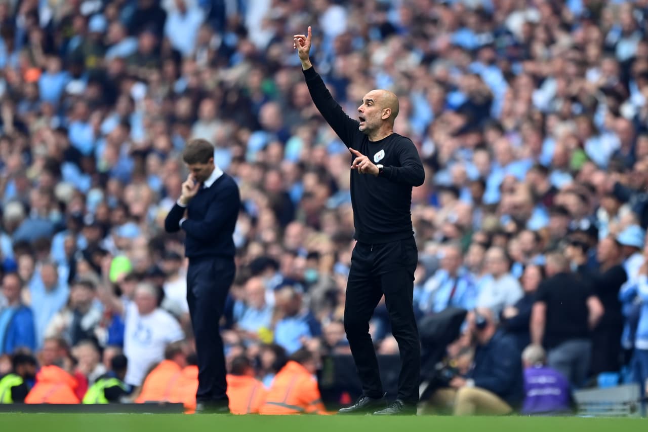 Así vivieron jugadores y aficionados tanto del Manchester City como del Liverpool la última jornada de la Premier, en la que los Citizens se alzaron con el título y los Reds soñaron con el campeonato y se quedaron muy cerca.