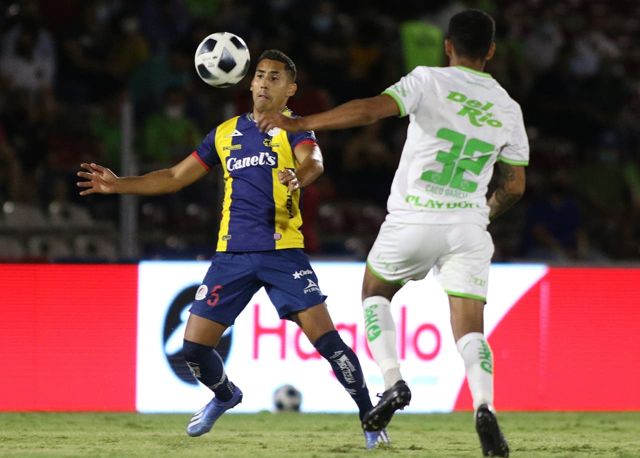 La solitaria anotación de Diego Rolán desde los once pasos le la la victoria a los fronterizos 1-0 sobre los potosinos.