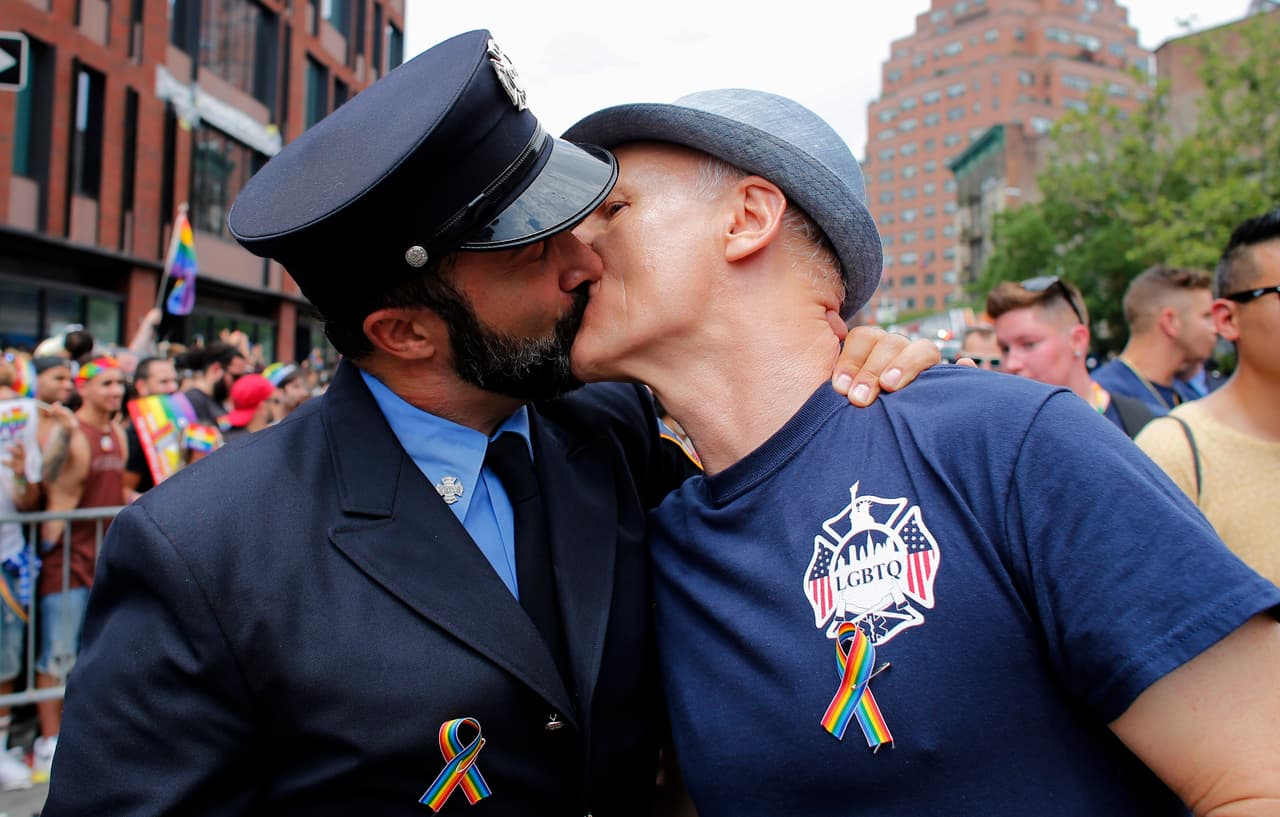 Una forma de protesta a los intentos de la administración Trump de excluir a la comunidad LGBT de las Fuerzas Armadas.