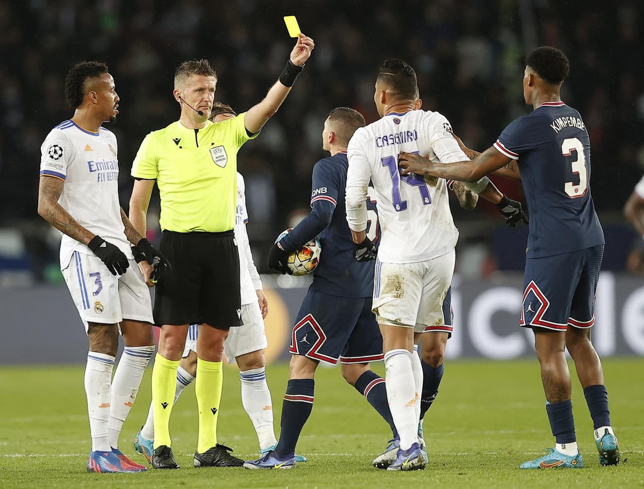 Paris Saint-Germain gana sobre la hora al Real Madrid con anotación de Kylian Mbappé en el partido de ida de los Octavos de Final en la Champions League.