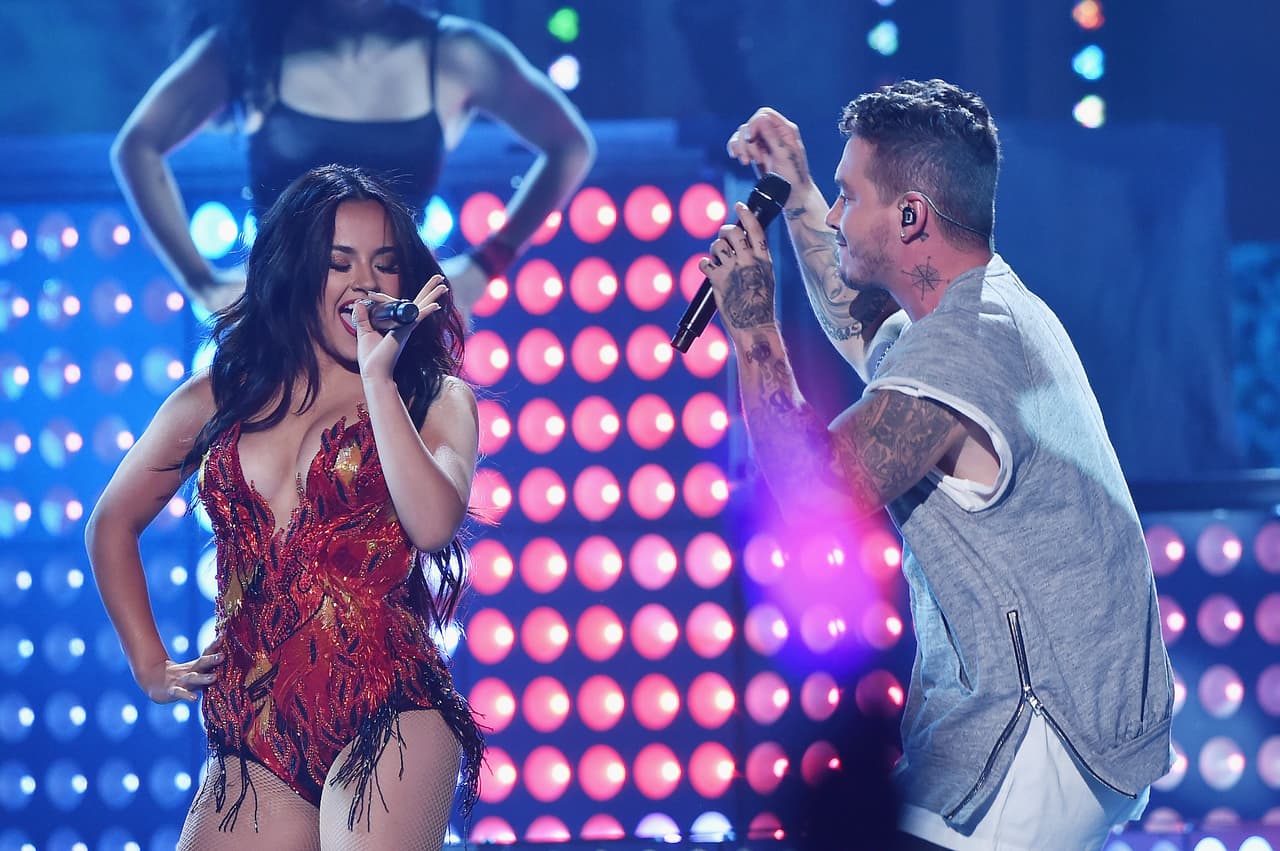 Hay que recordar que Becky G y J Balvin estuvieron juntos en la pasada entrega de Premios Juventud 2015.