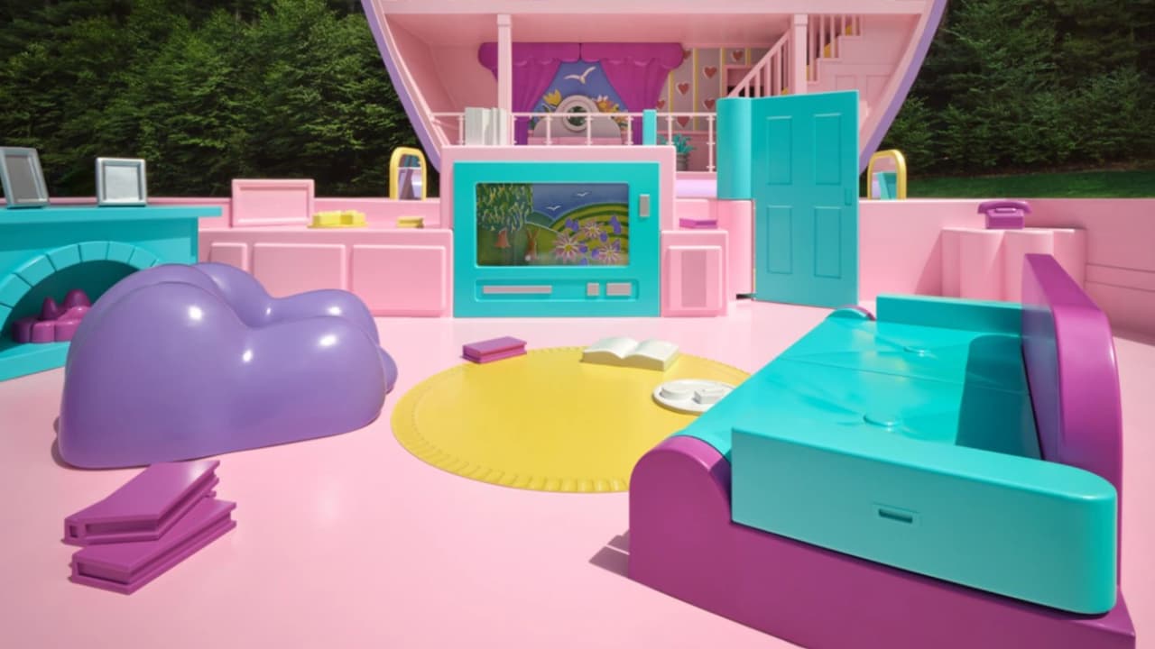 La sala de estar de la casa-cofre de Polly Pocket.