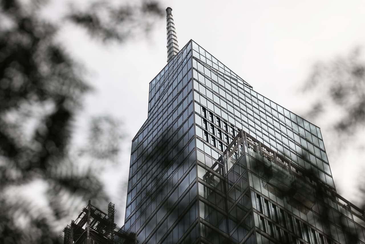 El alcalde Bill de Blasio dijo que la inauguración celebra "que la ciudad de Nueva York está abierta y regresando a trabajar".