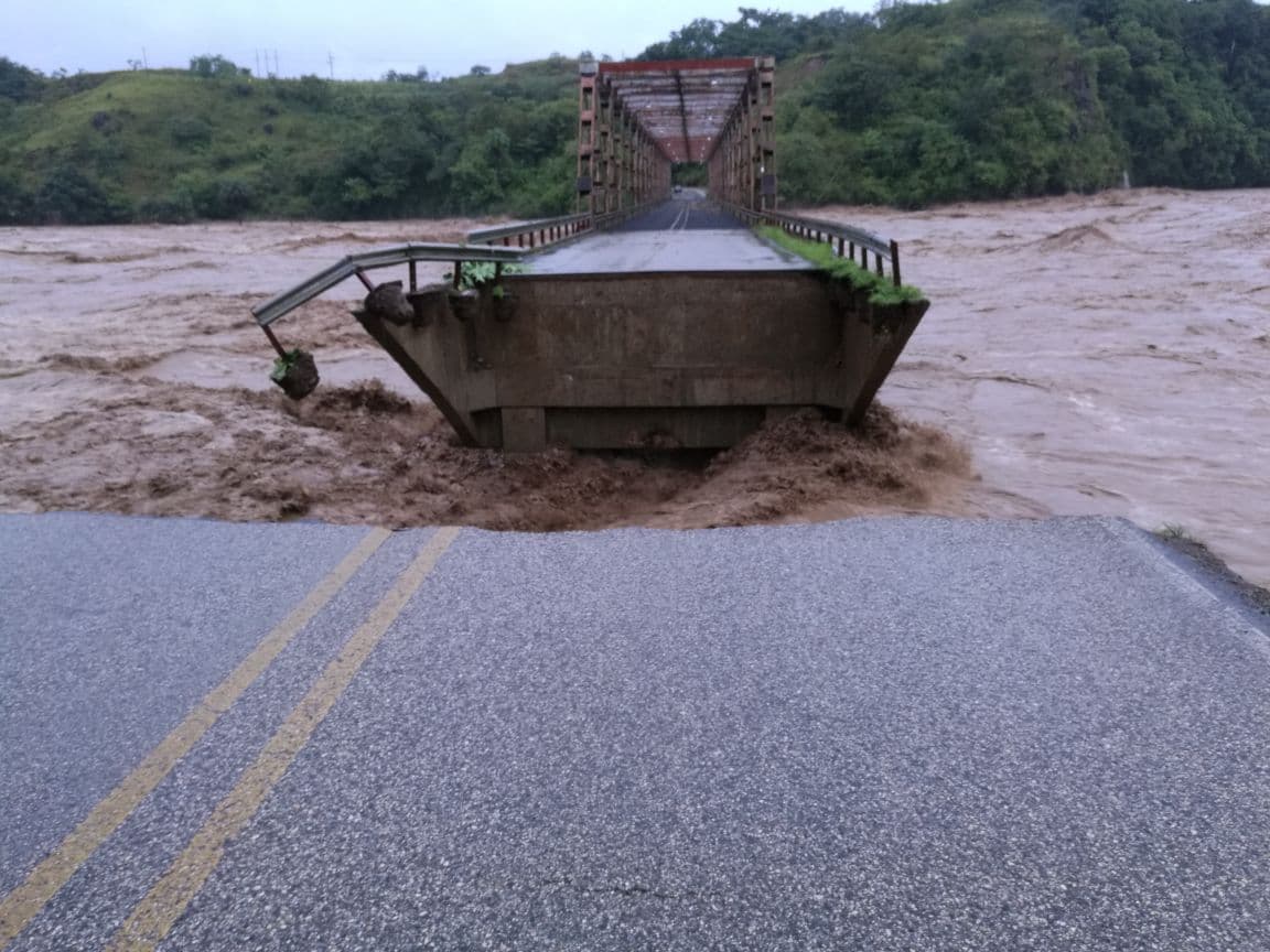 Un reporte entregado por el Ministerio de Obras Públicas y Transportes de Costa Rica asegura que hay 18 rutas nacionales cerradas.
