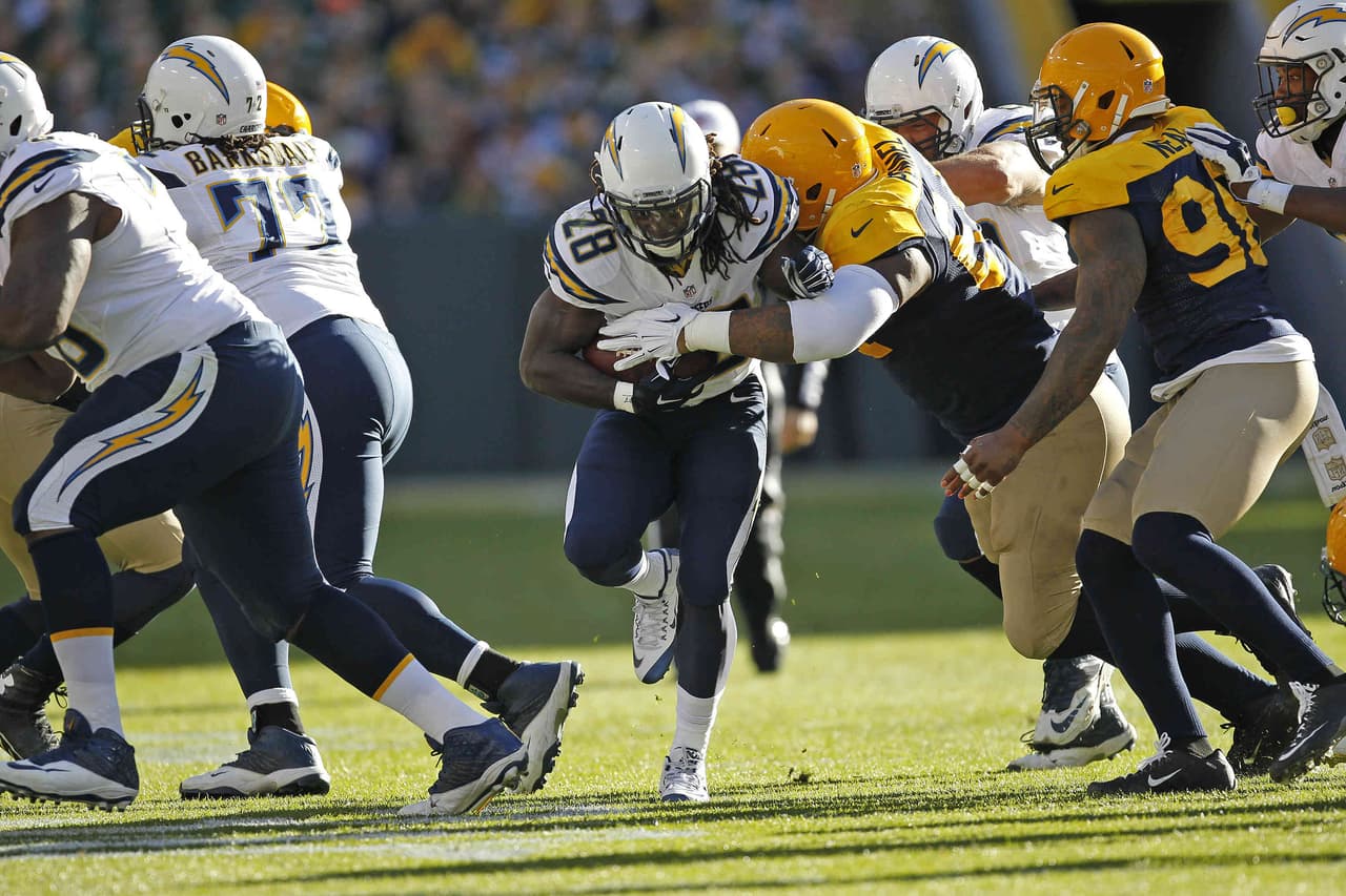 Melvin Gordon y Todd Gurley llegaron al mismo tiempo pero no con la misma suerte