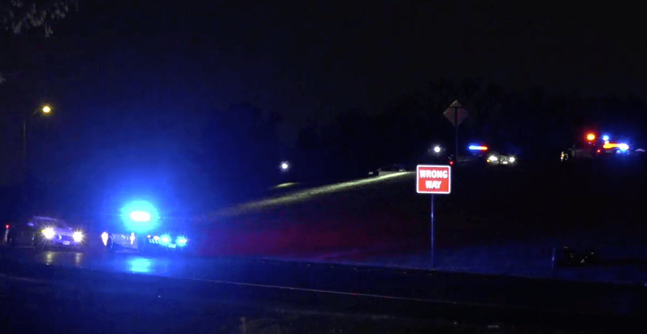 Hombre muere y una mujer resulta herida tras accidente de motocicleta sobre la I-45 en Dallas