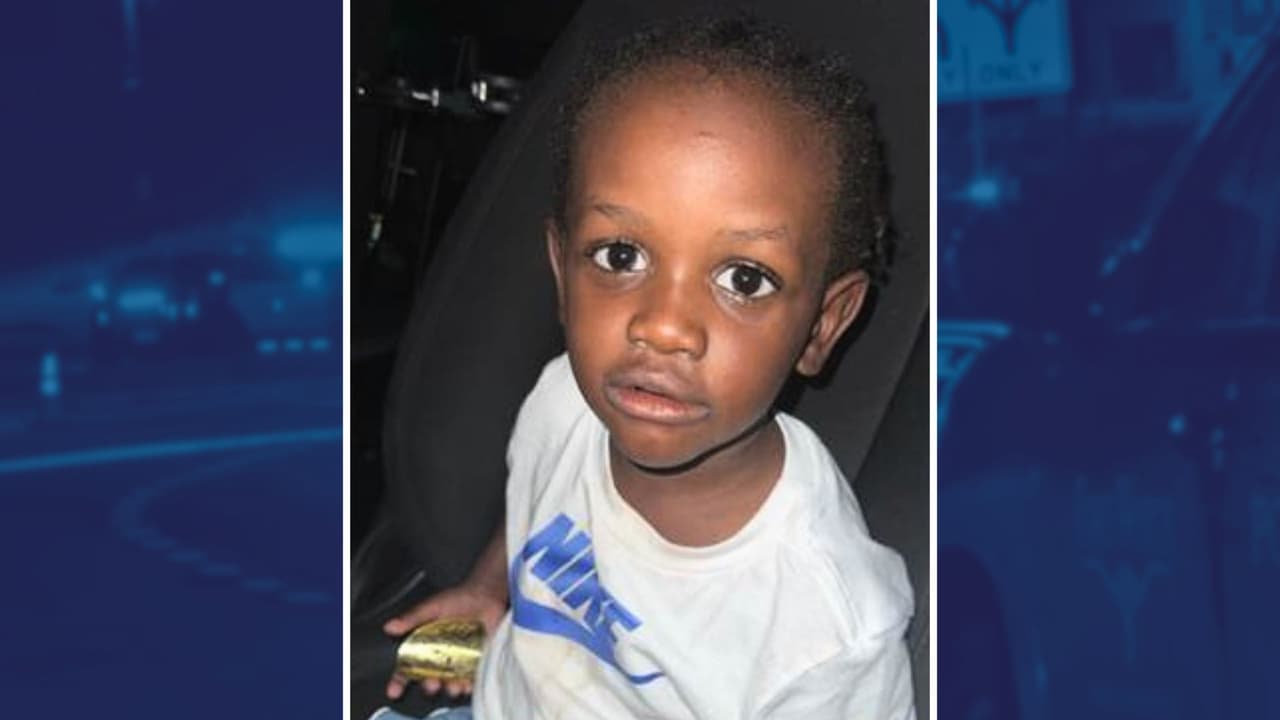 Hallan a un niño perdido en el condado Tarrant: Policía solicita ayuda para identificarlo