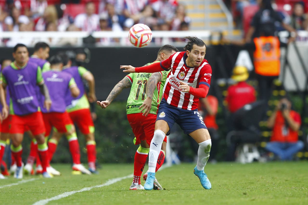 Chivas no volvió a tocar la portería de Juárez con el mismo peligro y los Bravos tampoco pudieron hacer mucho para aprovechar el 0-0 en el marcador. Tras 90 minutos, ambos pactaron el empate sin emociones en la Jornada 1.