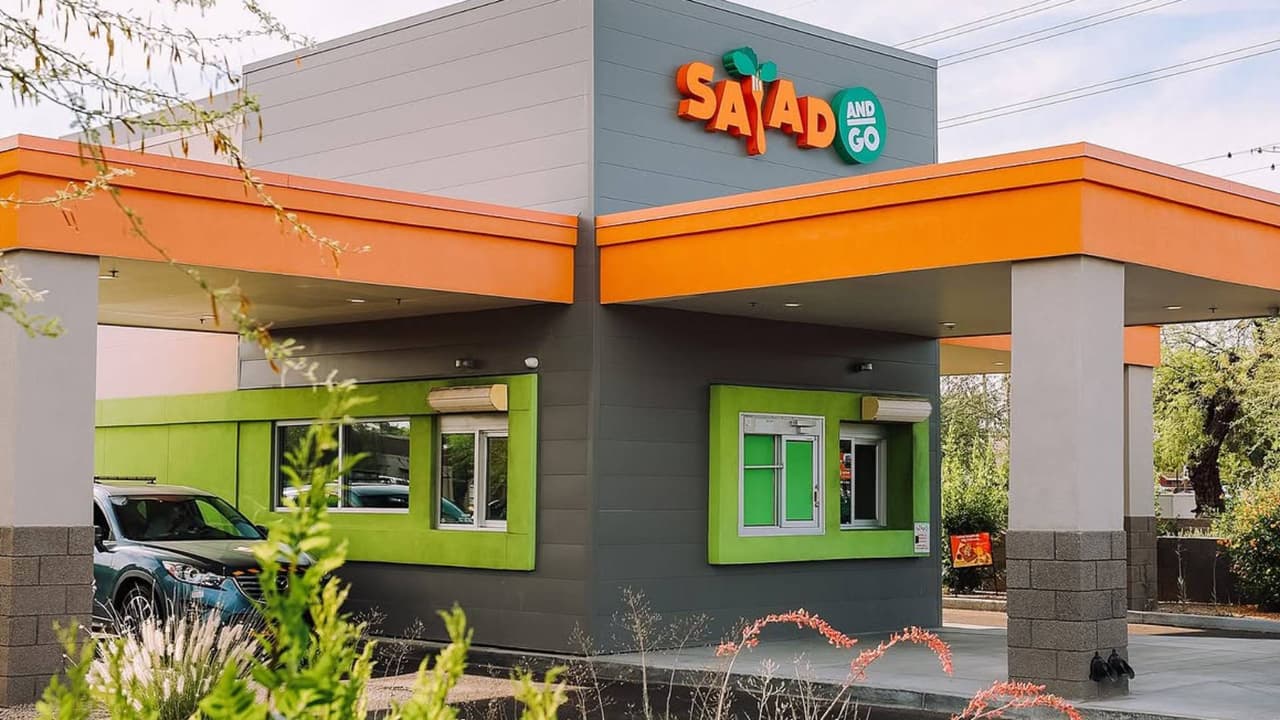 Adiós a Salad and Go: La popular cadena de ensaladas se declara en bancarrota y cierra todos sus locales