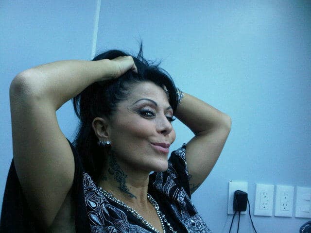 Ella es toda una roquera y su look es una de las cosas que más la hacen destacar.