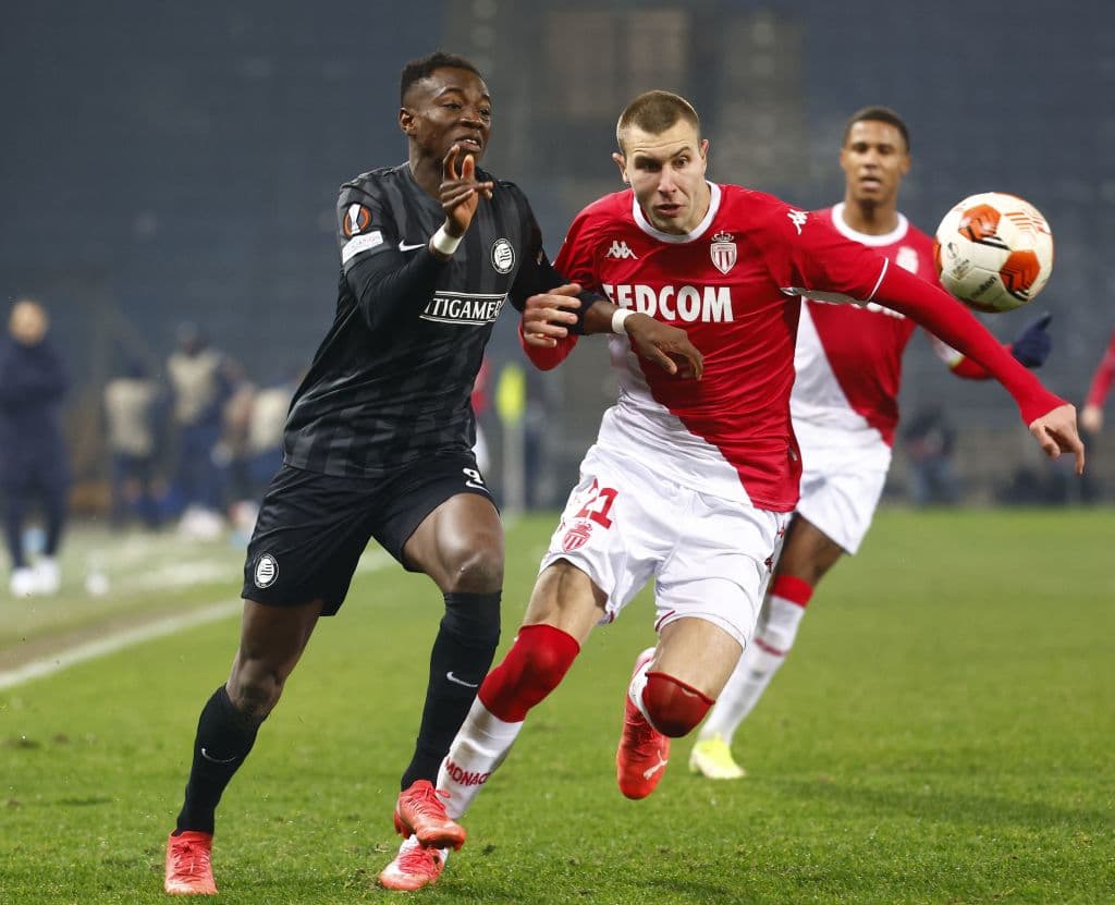 El Sturm Graz y el Monaco repartieron puntos con marcador de 1-1 durante la última Jornada en la fase de grupos de la UEFA Europa League. Jakob Jantscher abrió el marcador con penalti, pero Kevin Holland se encargó de igualar el partido.