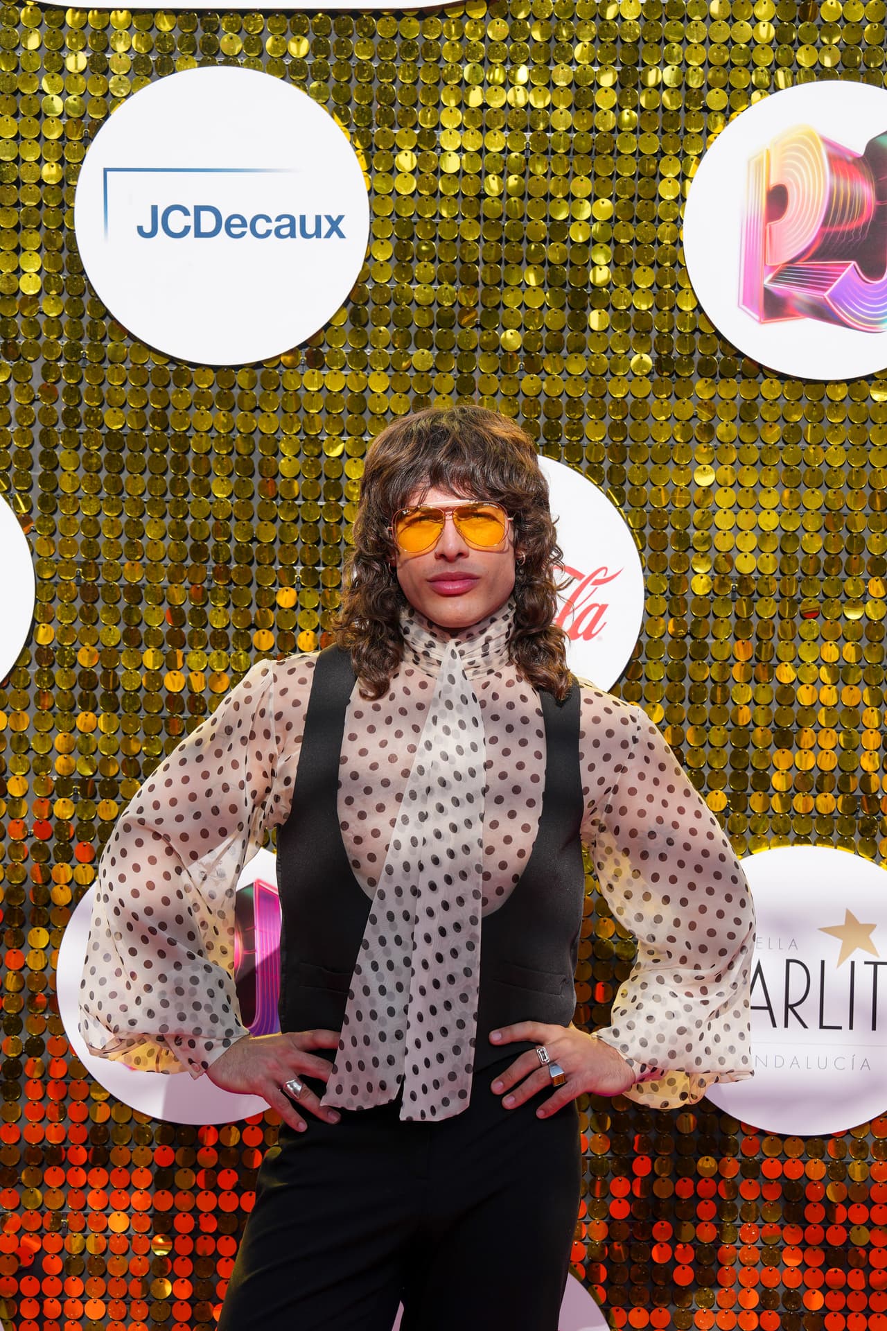 Leo Rizzi con un estilo muy retro.
