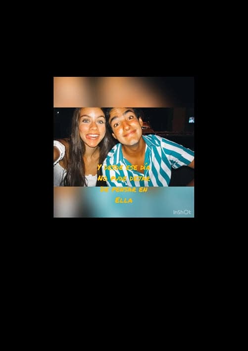 De padres argentinos, nació y creció en la Ciudad de México.
<br>