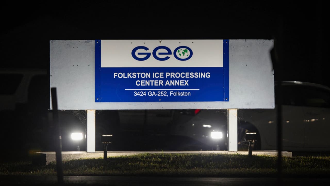 ICE confirma muerte de salvadoreño bajo su custodia en Georgia; detenidos habían denunciado que lo golpearon