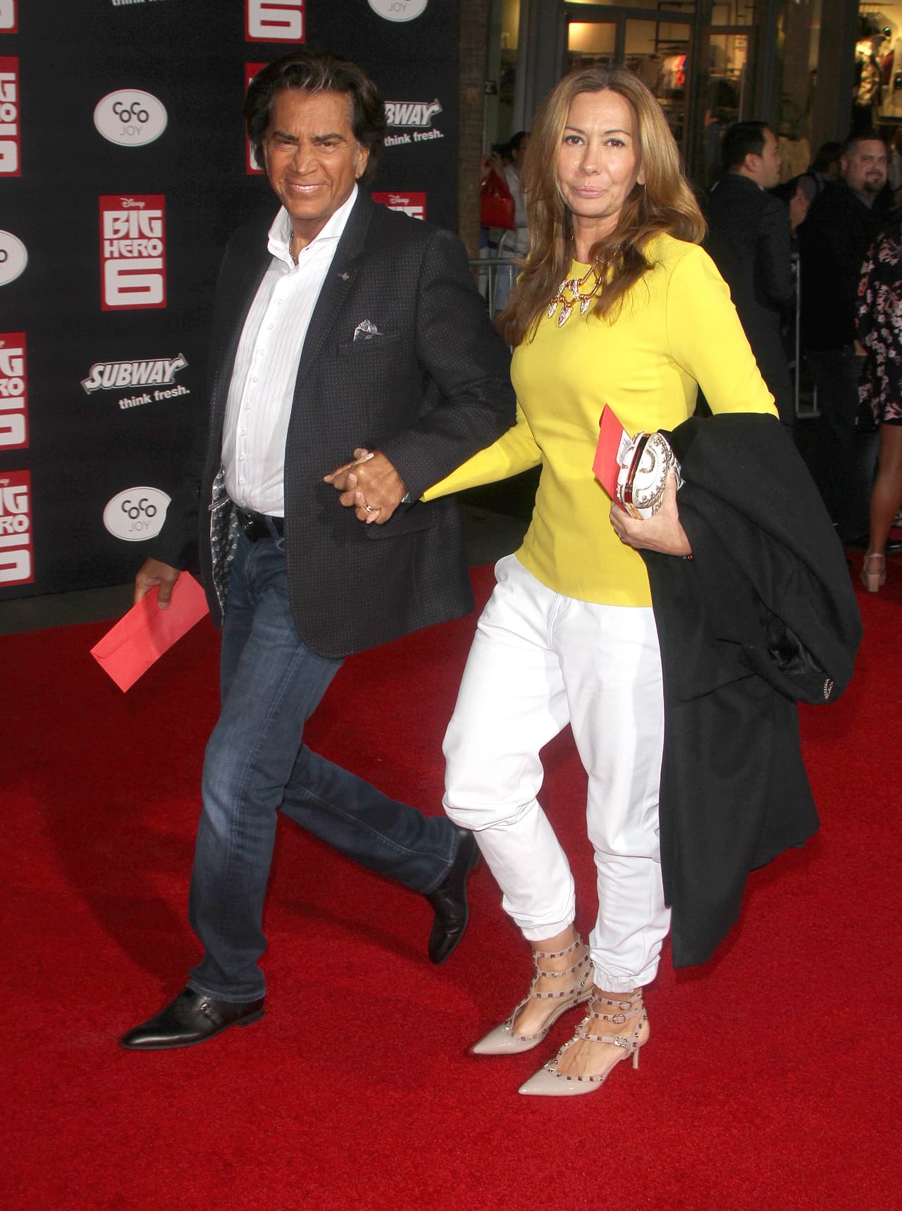 Con su esposa Carolina en 2014. Ese año, José Luis Rodríguez 'El Puma' anuncia que padece una fibromatosis pulmonar.