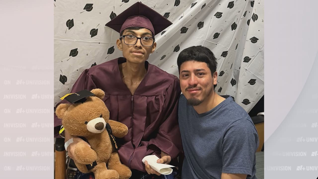 <b>“Primero descartaron tuberculosis y otras cosas. Cuando diagnosticaron cáncer de colon fue como a mediados de enero. Ahí nos dieron la noticia de que a mi hermano le quedaban pocos días de vida”, relató Jovany, quien lo describe como el único hermano que tiene.</b>