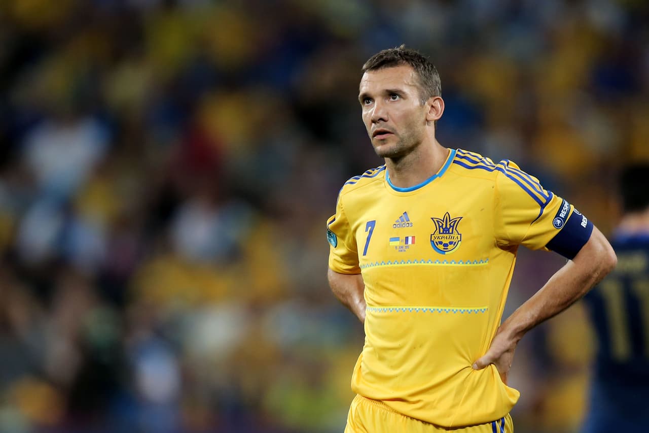 Con los mismos 48 goles, Andriy Shevchenko es el líder en la tabla histórica de los goleadores de la selección de Ucrania.