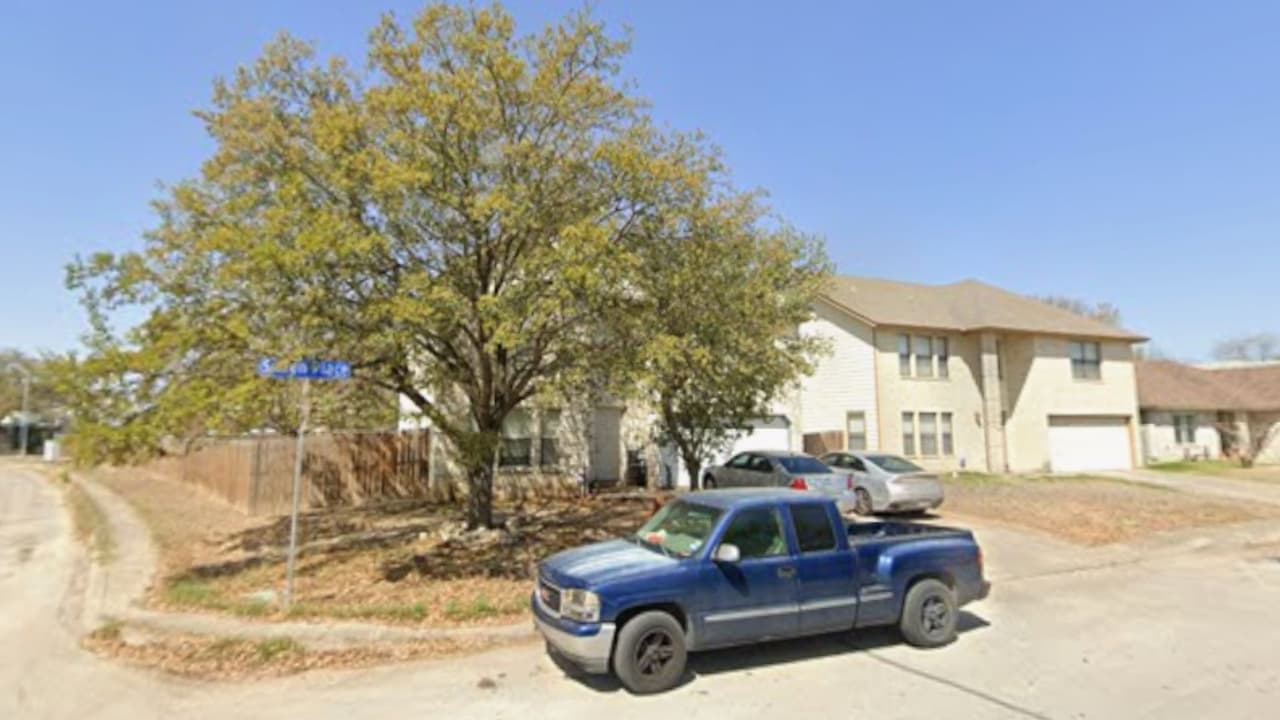 Autoridades investigan un tiroteo ocurrido durante la madrugada del domingo en una vivienda del Noroesta de San Antonio.