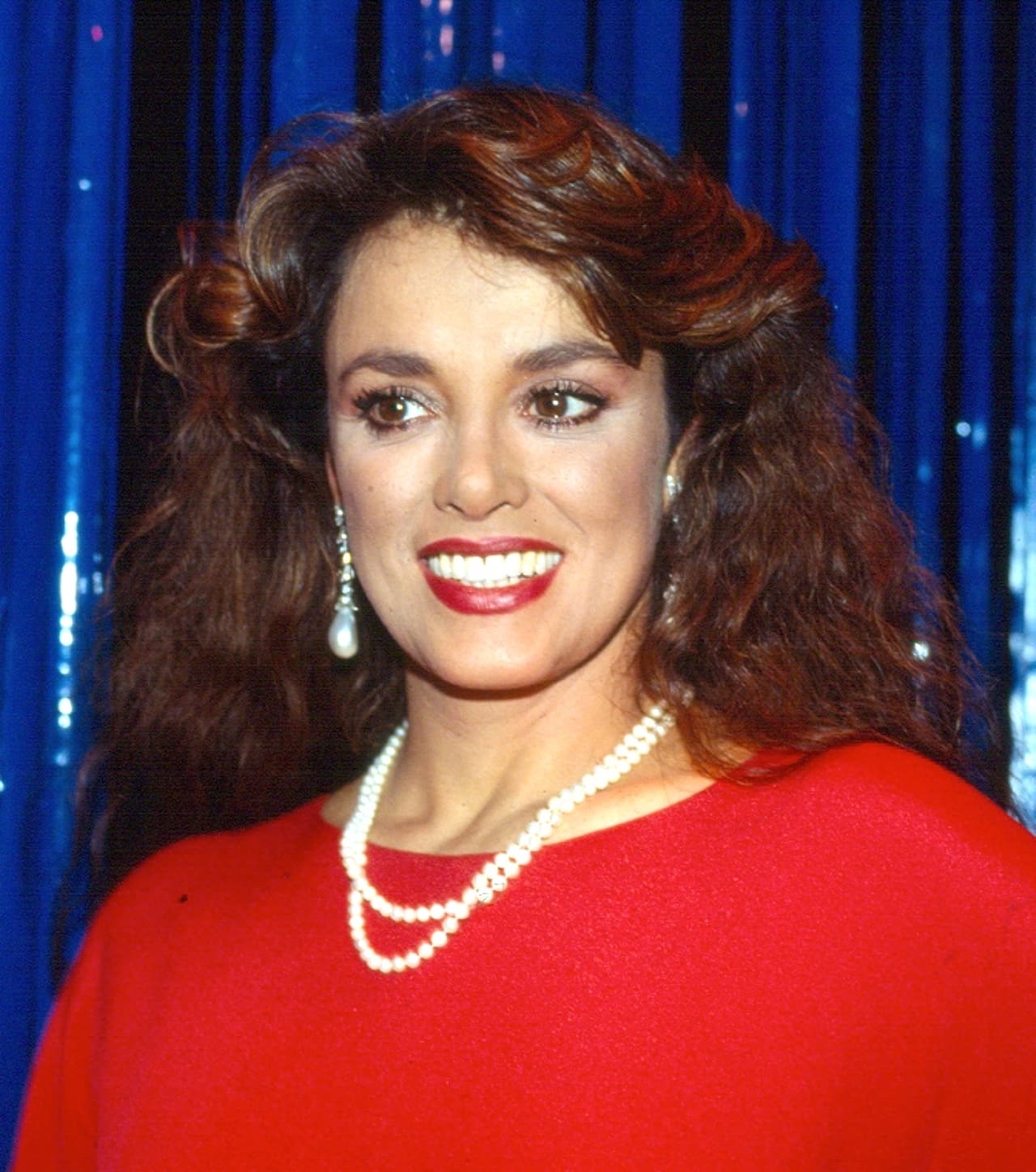 En los ochentas y noventas,
<b>Lucía Méndez</b> fue una de las actrices más cotizadas en las telenovelas y con el paso de los años ha tenido una importante transformación.