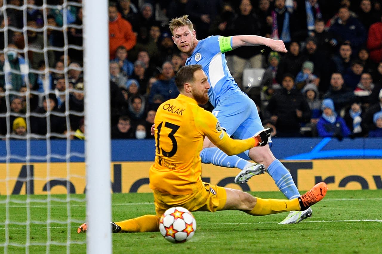 Un gol de Kevin de Bruyne bastó para que el Manchester City venciera al Atlético en la ida de los Cuartos de Final de la Champions League.