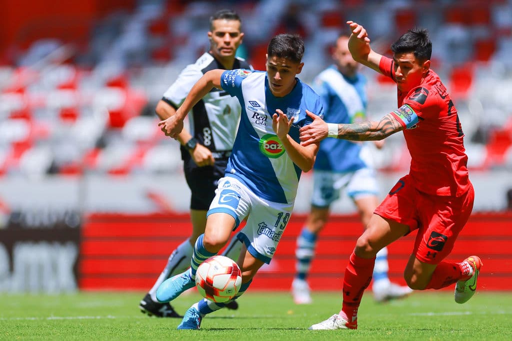 Con goles de Kevin Castañeda y Valber Huerta, el Toluca logró un victoria importante en casa por 2-1 ante el Puebla, que descontó con un gol de Israel Reyes.